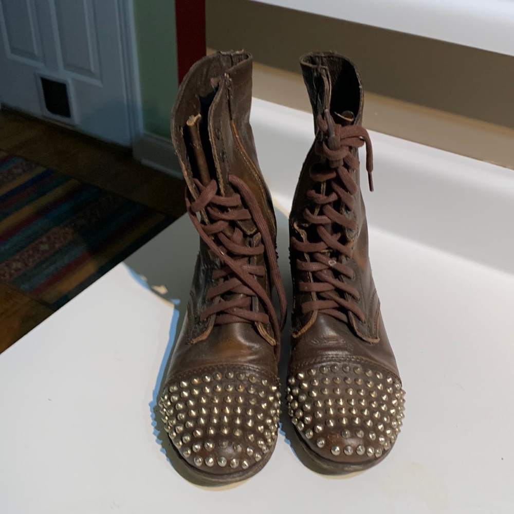 Steve Madden studded combat boots size 8M